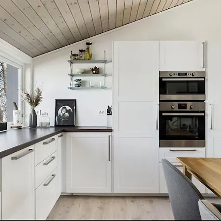 Sentralt I - Naere Ons Messen Apartamento