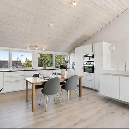 Apartamento Sentralt I - Naere Ons Messen